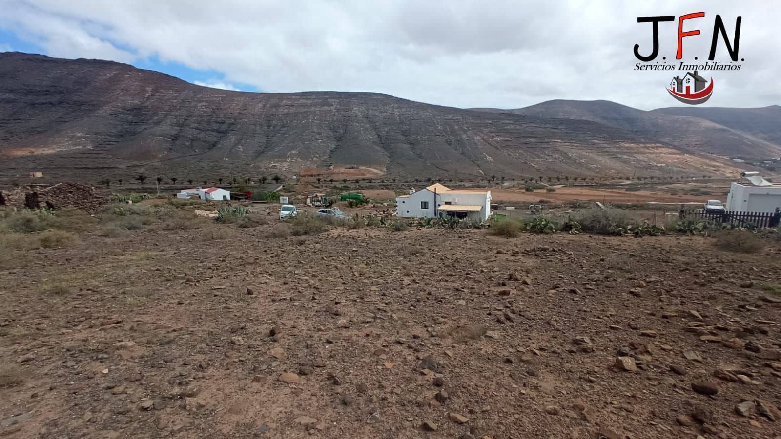 Ubebygd land til salgs i La Oliva - € 100 000 (Ref: 9062481)