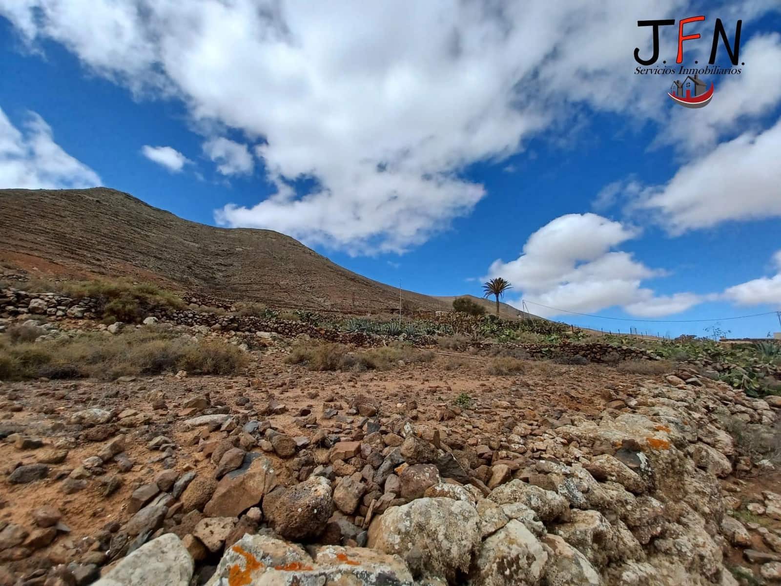 Ubebygd land til salgs i La Oliva - € 100 000 (Ref: 9062481)