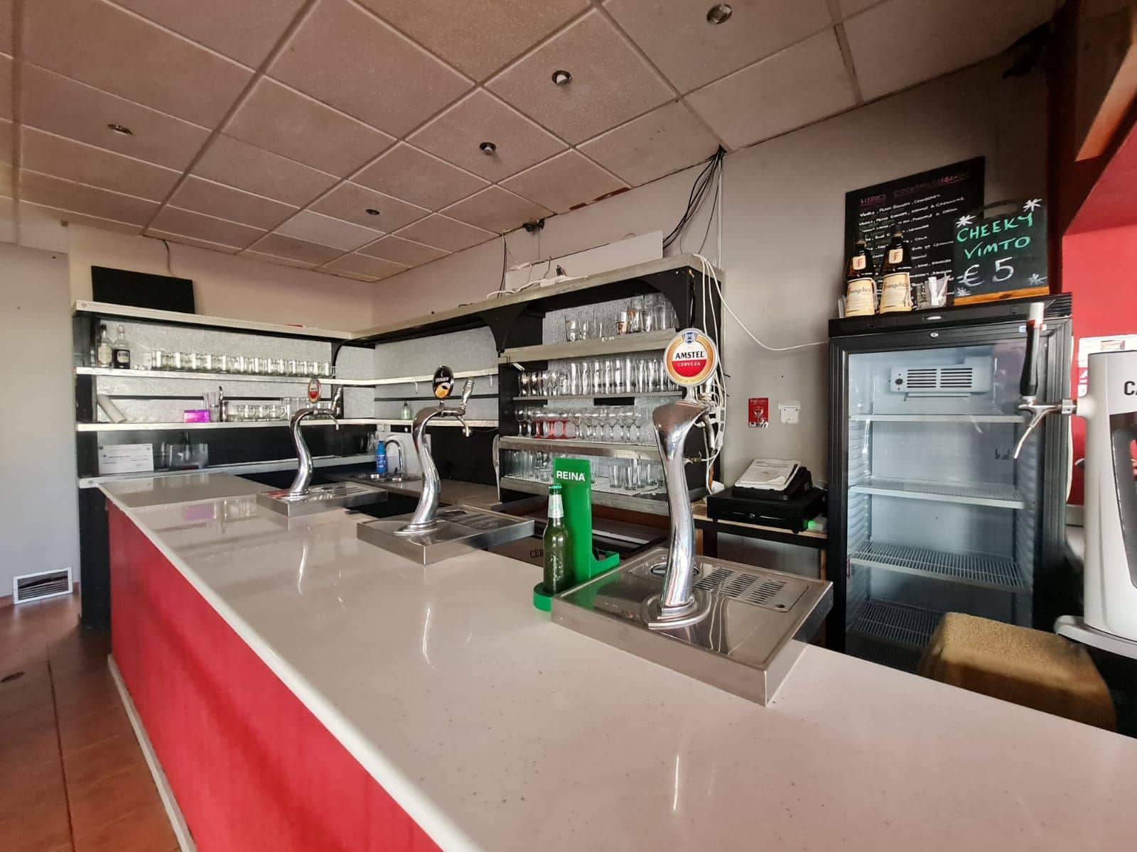 Erhverv til salg i Costa de Antigua - € 210.000 (Ref: 9062482)