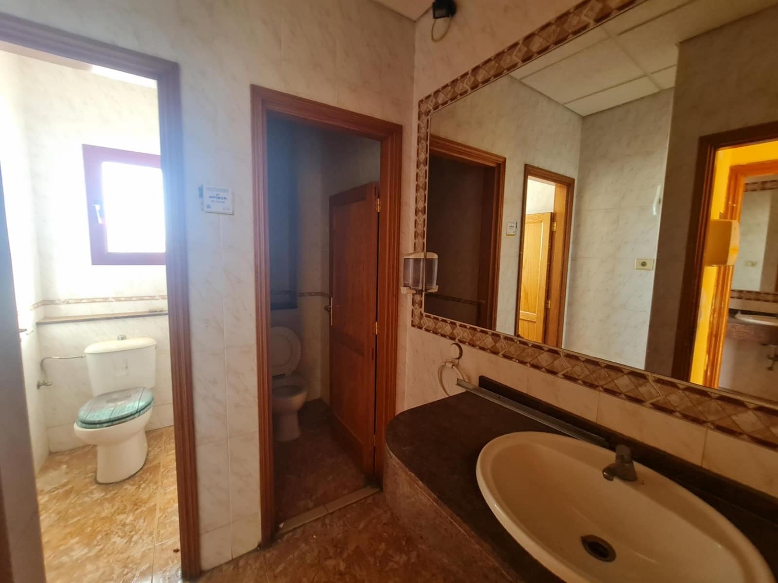 Local Commercial à vendre à Costa de Antigua - 550 000 € (Ref: 9062493)