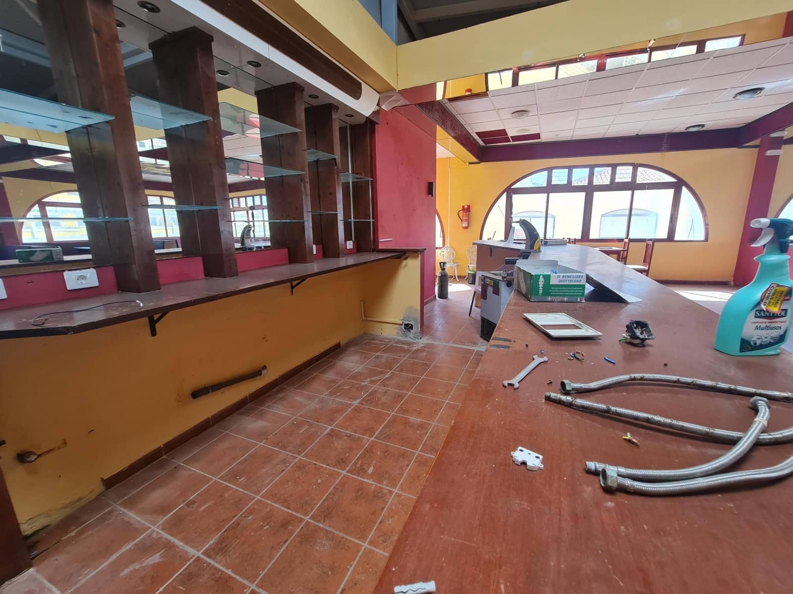 Local Commercial à vendre à Costa de Antigua - 550 000 € (Ref: 9062493)
