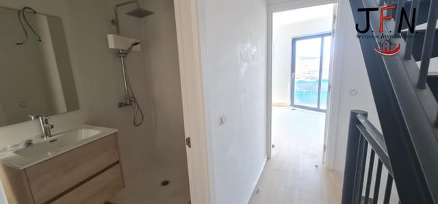 2 makuuhuone Huoneisto myytävänä paikassa El Cotillo, La Oliva - 290 000 € (Ref: 9068875)