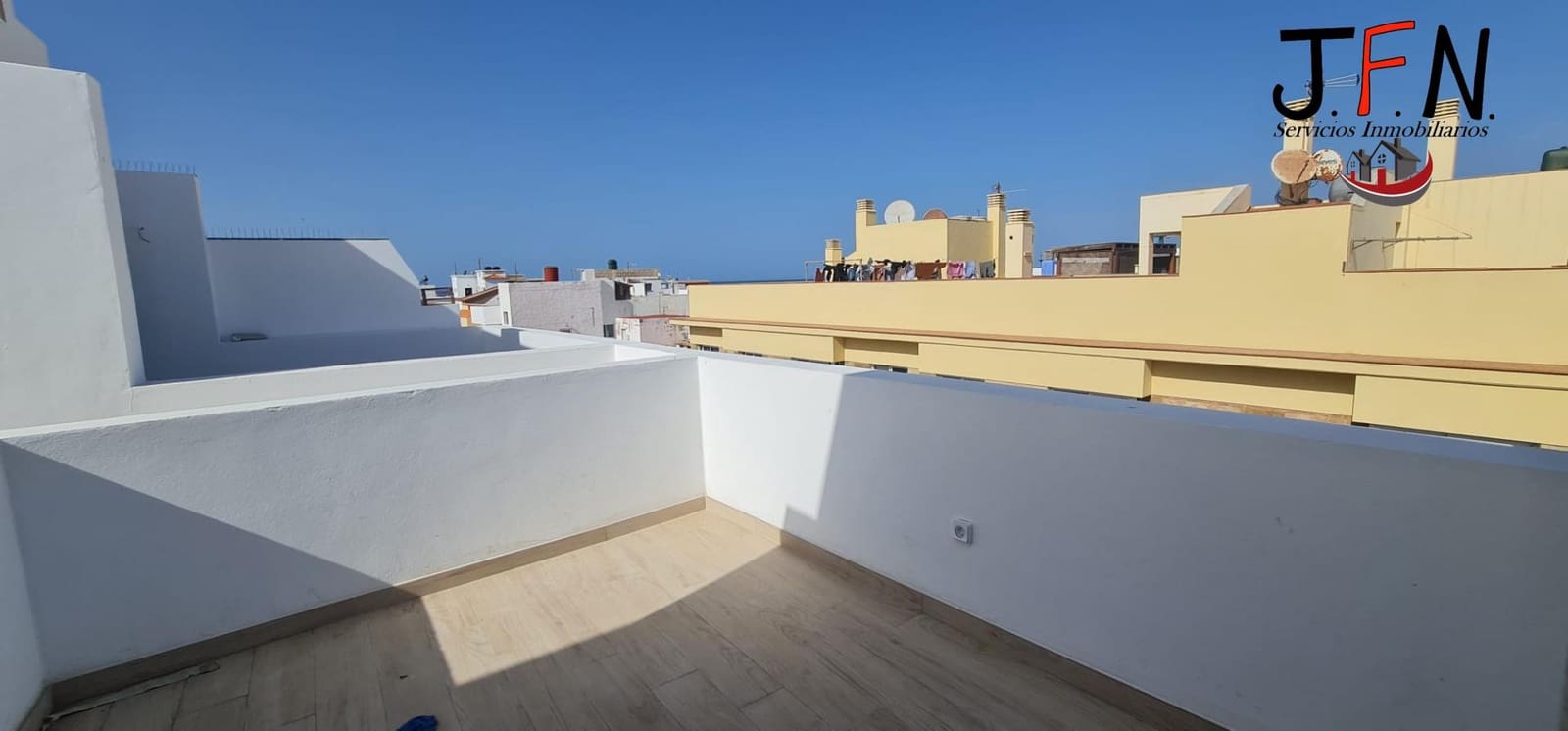 2 soveværelse Lejlighed til salg i El Cotillo - € 290.000 (Ref: 9068875)