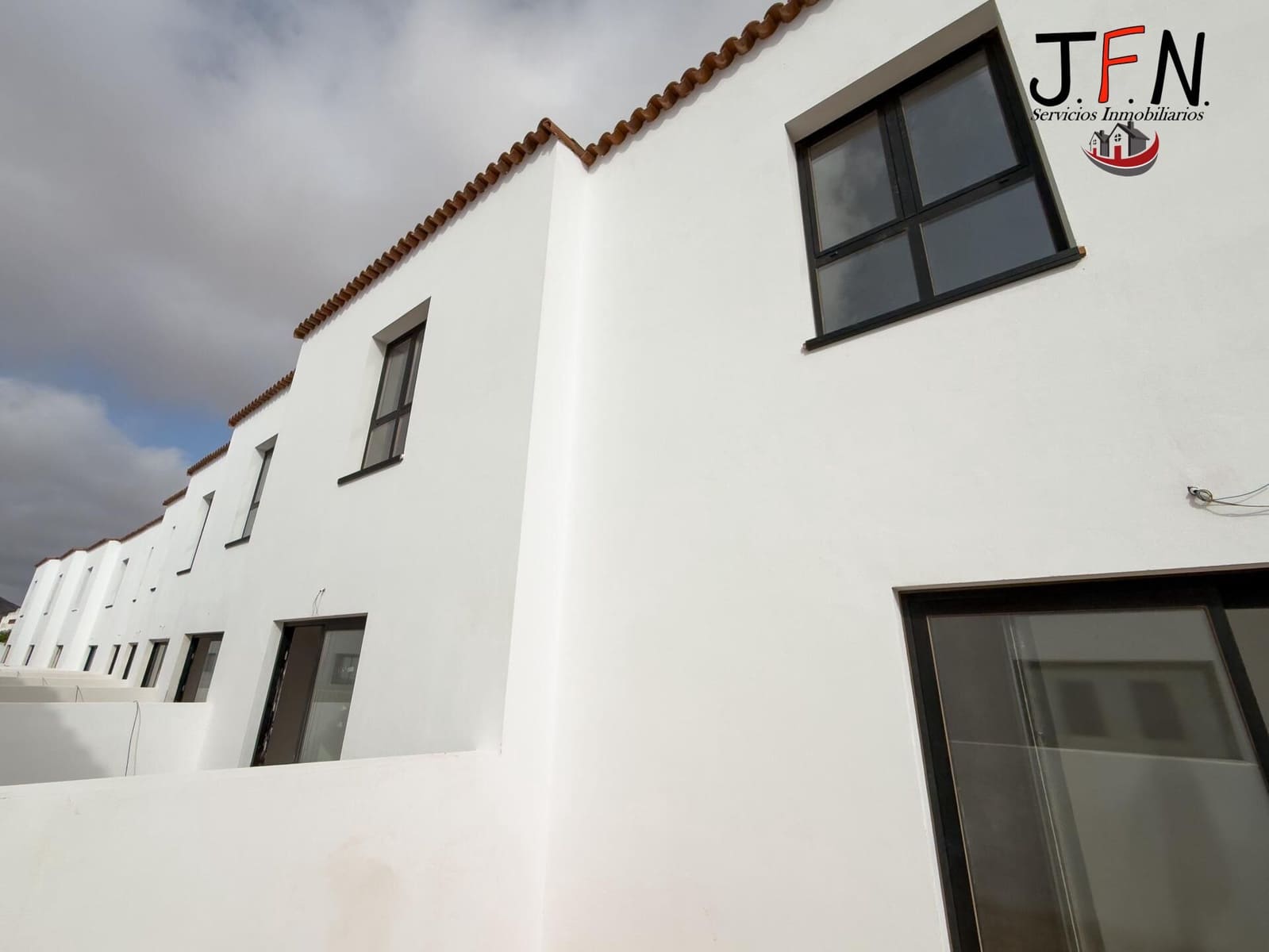 3 soveværelse Lejlighed til salg i La Oliva - € 230.000 (Ref: 9129820)