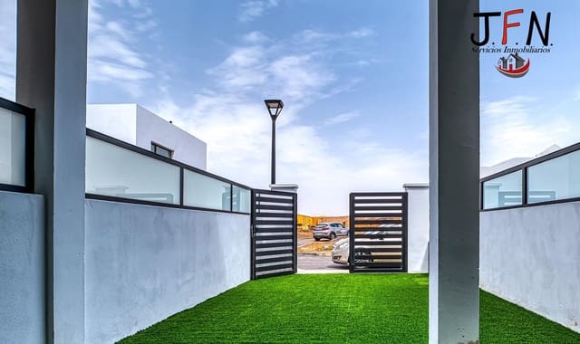 3 soverom Leilighet til salgs i La Oliva - € 249 000 (Ref: 9129820)