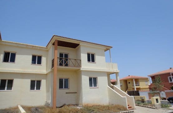 3 soveværelse Lejlighed til salg i Puerto del Rosario - € 105.000 (Ref: 9130347)