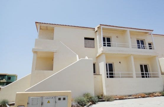 3 soveværelse Lejlighed til salg i Puerto del Rosario - € 105.000 (Ref: 9130347)