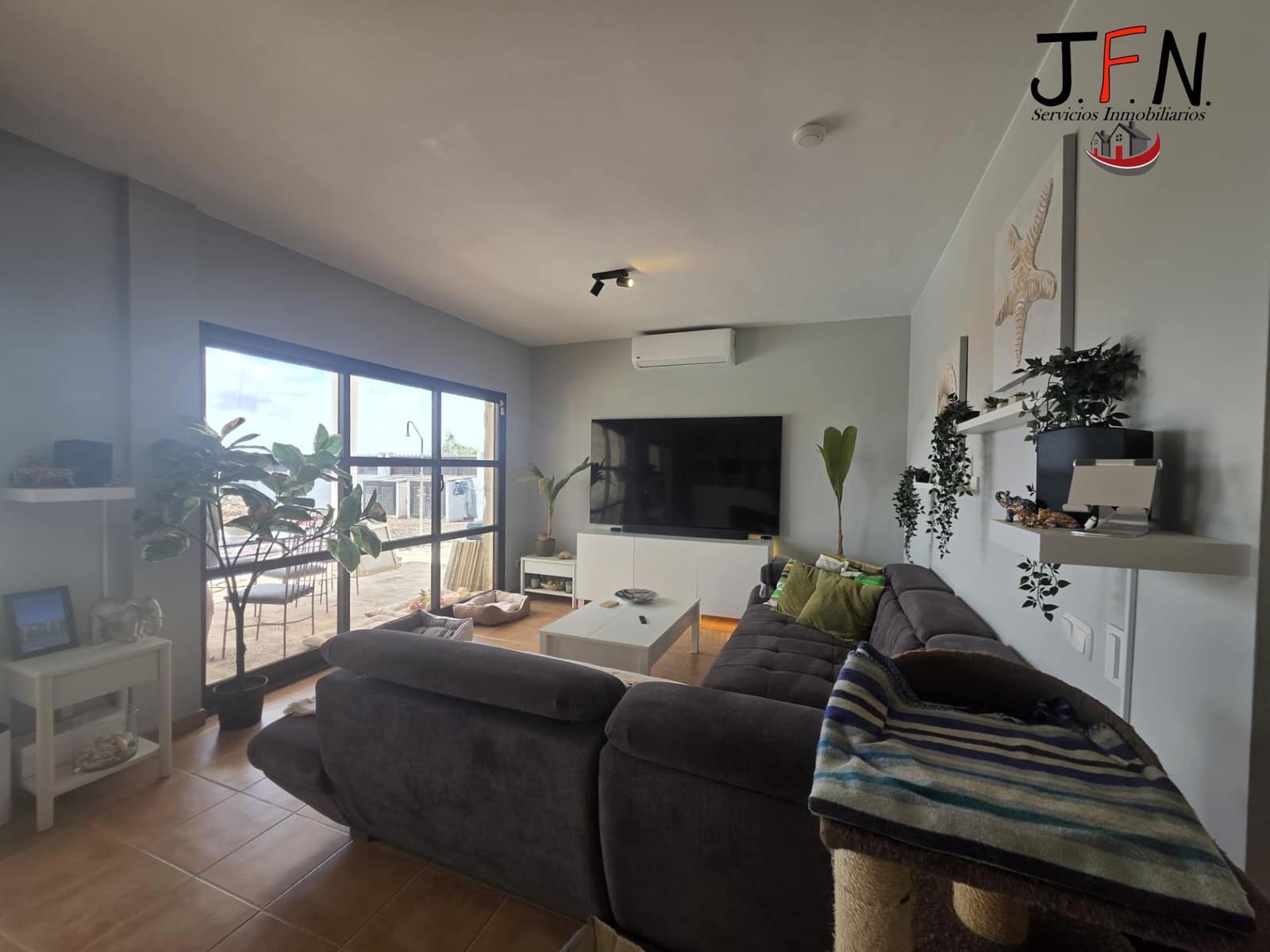 3 soveværelse Villa til salg i Triquivijate med swimmingpool - € 499.000 (Ref: 9159578)