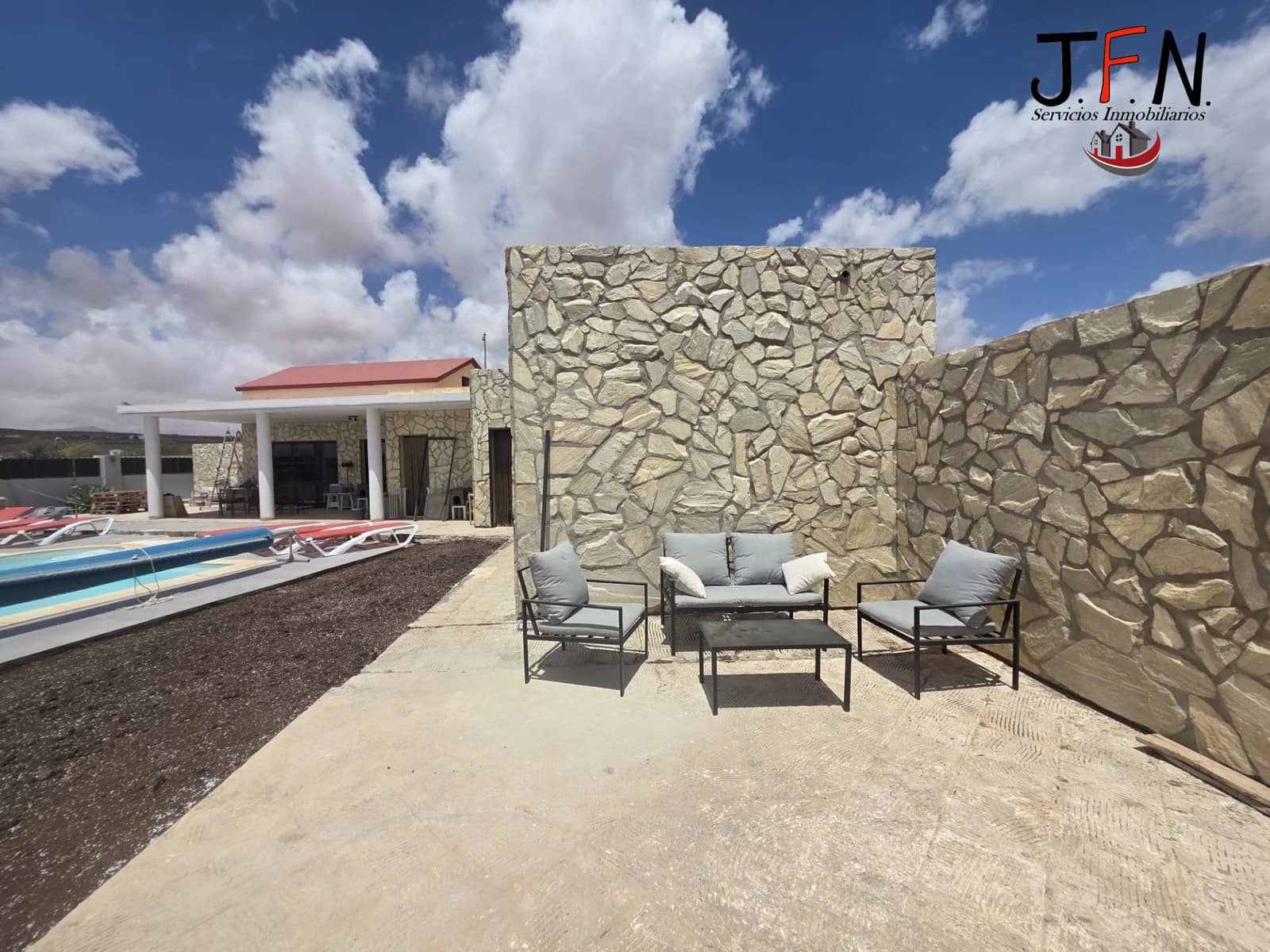 3 soveværelse Villa til salg i Triquivijate med swimmingpool - € 499.000 (Ref: 9159578)