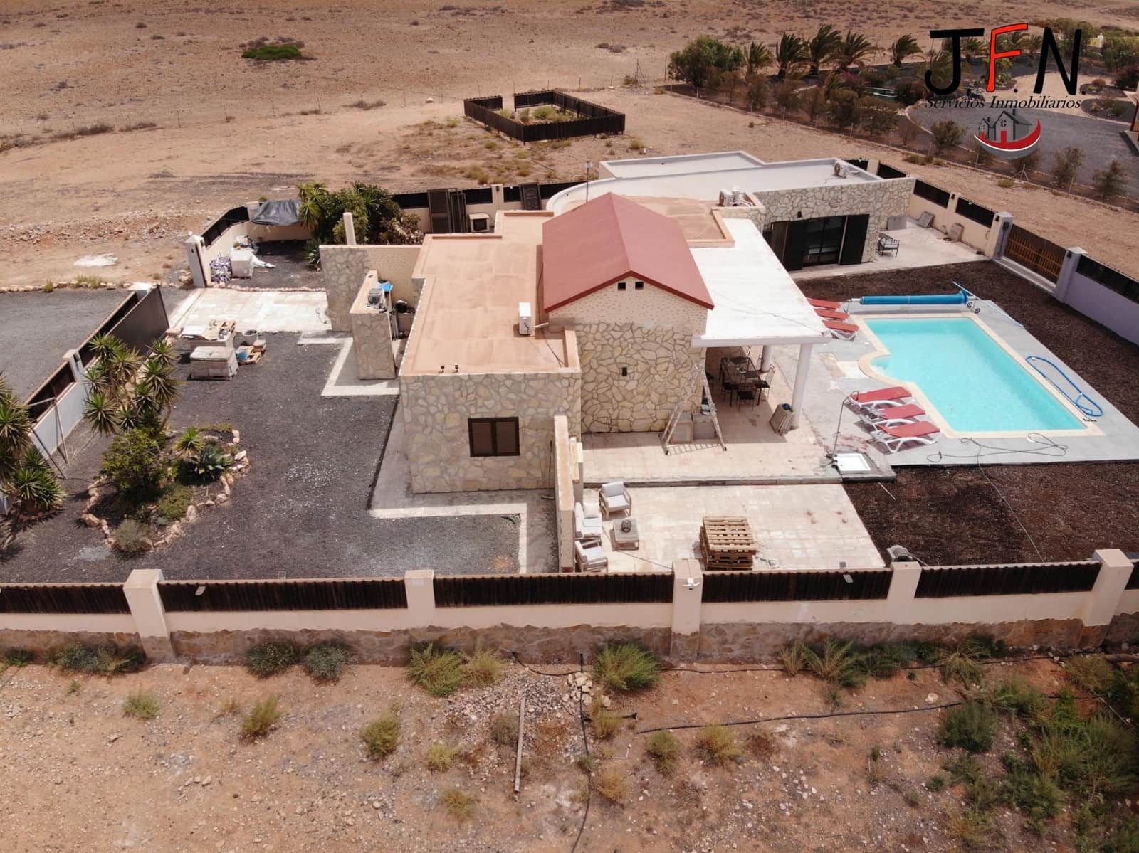 3 soveværelse Villa til salg i Triquivijate med swimmingpool - € 499.000 (Ref: 9159578)