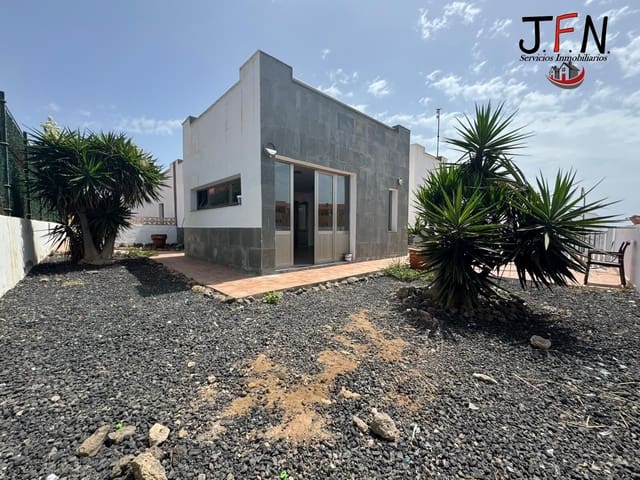 3 slaapkamer Villa te koop in Costa de Antigua, Antigua met zwembad - € 275.000 (Ref: 9163919)