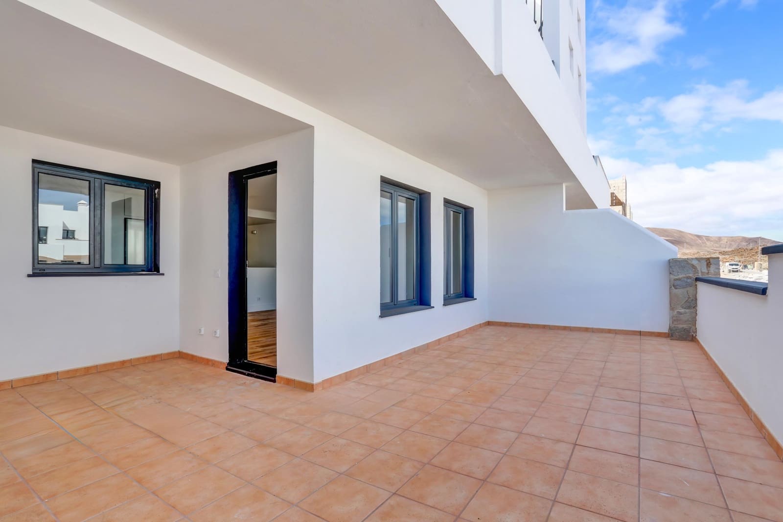 2 soveværelse Lejlighed til salg i Corralejo - € 295.000 (Ref: 9435051)