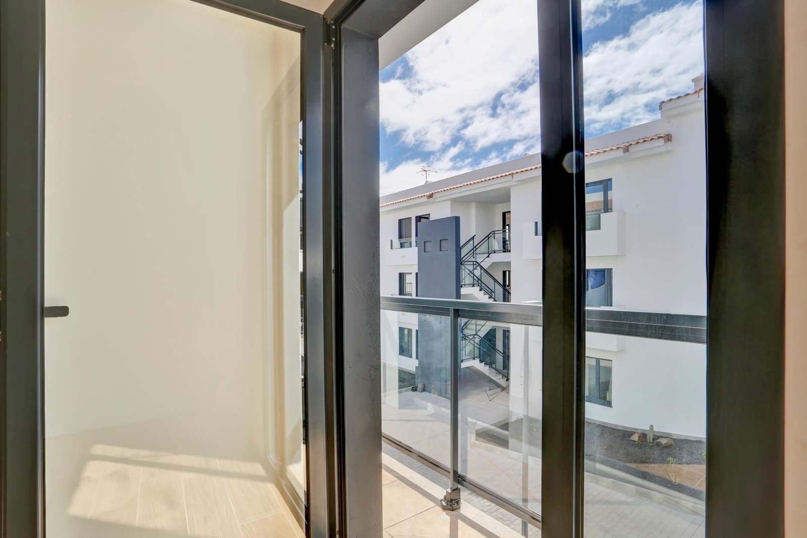 2 soveværelse Lejlighed til salg i Corralejo - € 295.000 (Ref: 9435051)
