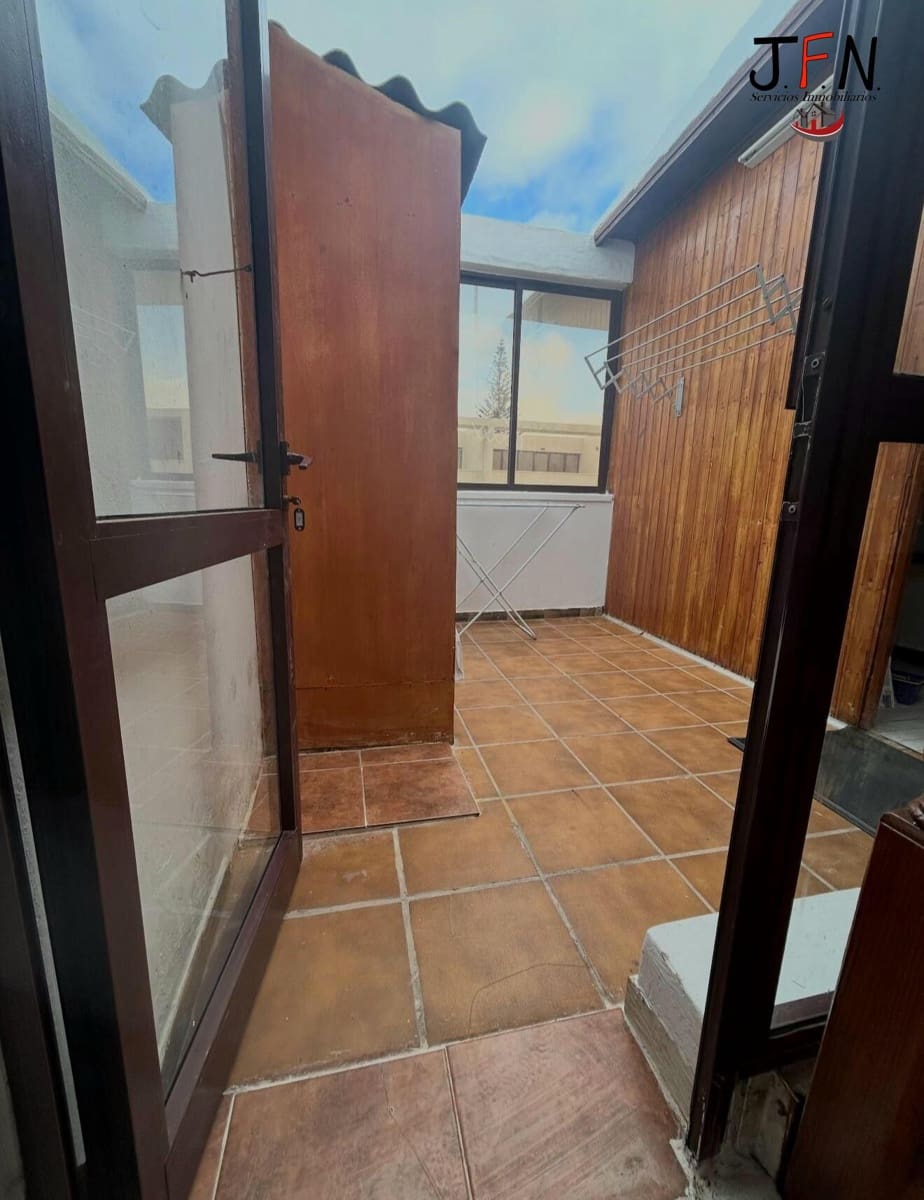 4 bedroom Apartment for rent in Caleta de Fuste with pool - € 2,000 (Ref: 9509042)