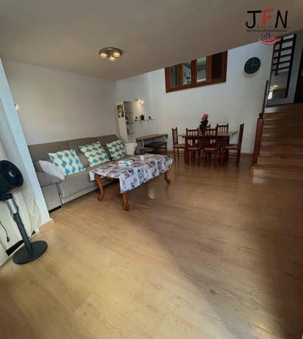 4 bedroom Apartment for rent in Caleta de Fuste, Antigua with pool - € 2,000 (Ref: 9509042)