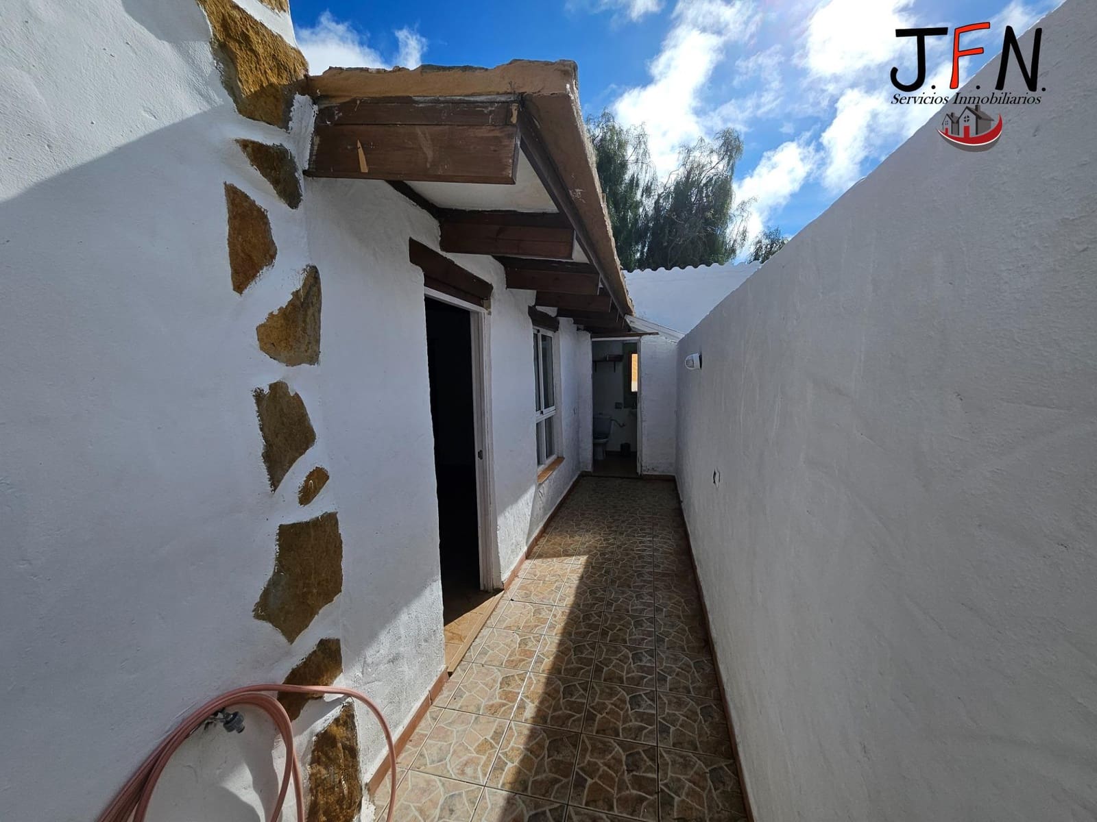2 bedroom Finca/Country House for rent in Tetir - € 950 (Ref: 9536051)