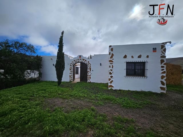 2 bedroom Finca/Country House for rent in Tetir, Puerto del Rosario - € 950 (Ref: 9536051)