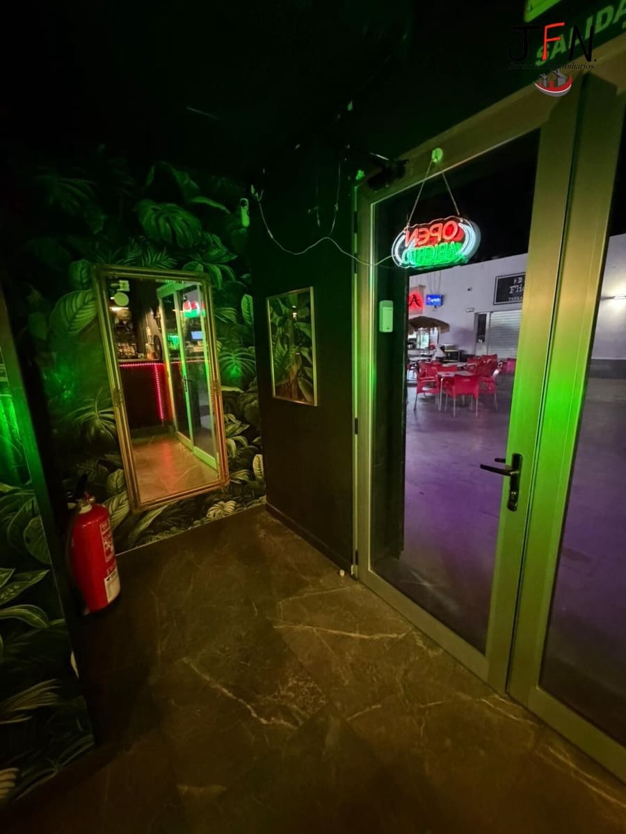 Commerciale in vendita in Corralejo - 49.000 € (Rif: 9574716)