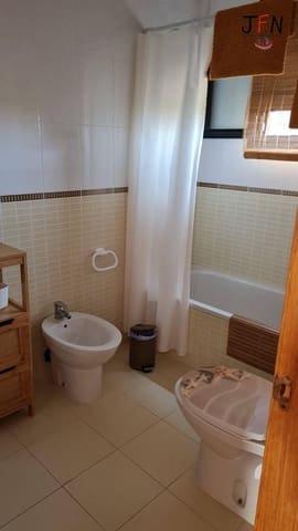 1 soveværelse Villa til salg i Lajares, La Oliva med swimmingpool - € 185.000 (Ref: 9611634)