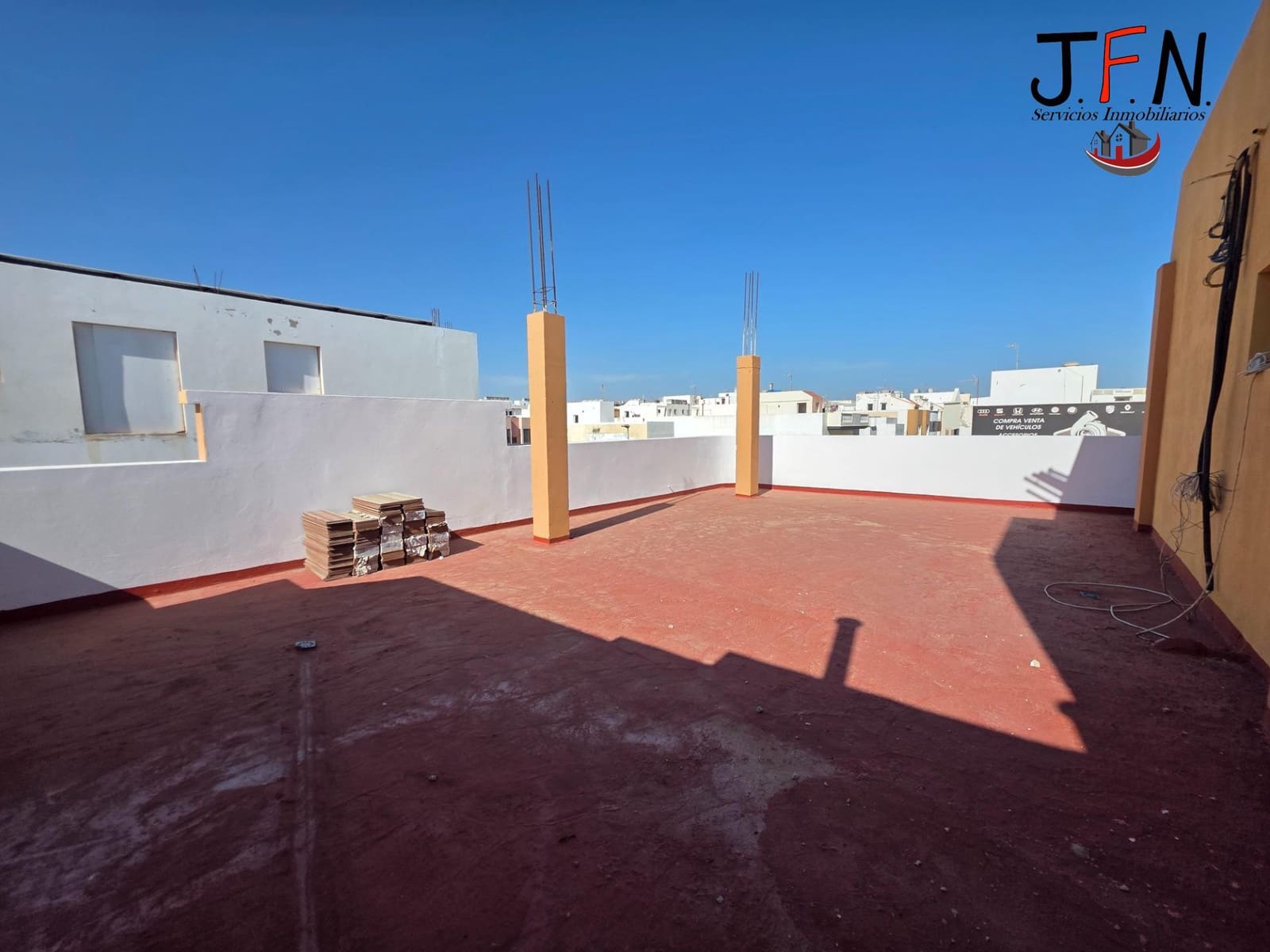 2 soveværelse Lejlighed til salg i Puerto del Rosario - € 170.000 (Ref: 9625795)