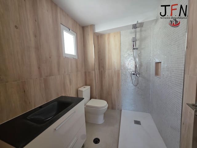 2 soveværelse Lejlighed til salg i Puerto del Rosario - € 170.000 (Ref: 9625796)