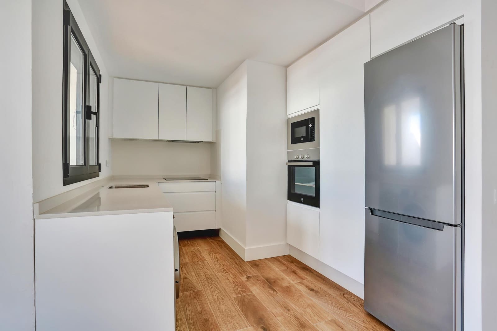 2 slaapkamer Flat te koop in Corralejo - € 369.000 (Ref: 9630130)