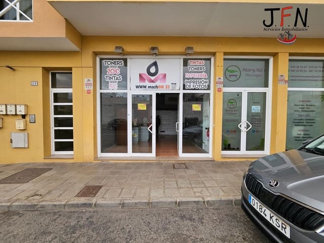 Comercial para arrendar em Puerto del Rosario - 600 € (Ref: 9645130)