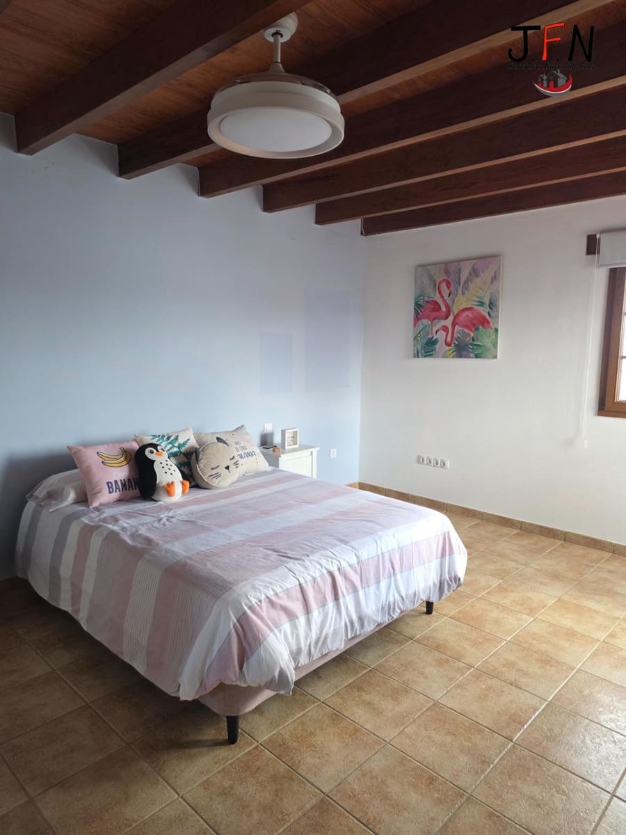 3 soverom Villa til salgs i Lajares med svømmebasseng garasje - € 775 000 (Ref: 9652110)