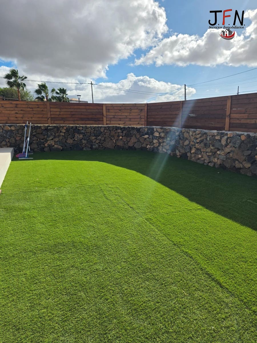 3 soverom Villa til salgs i Lajares med svømmebasseng garasje - € 775 000 (Ref: 9652110)