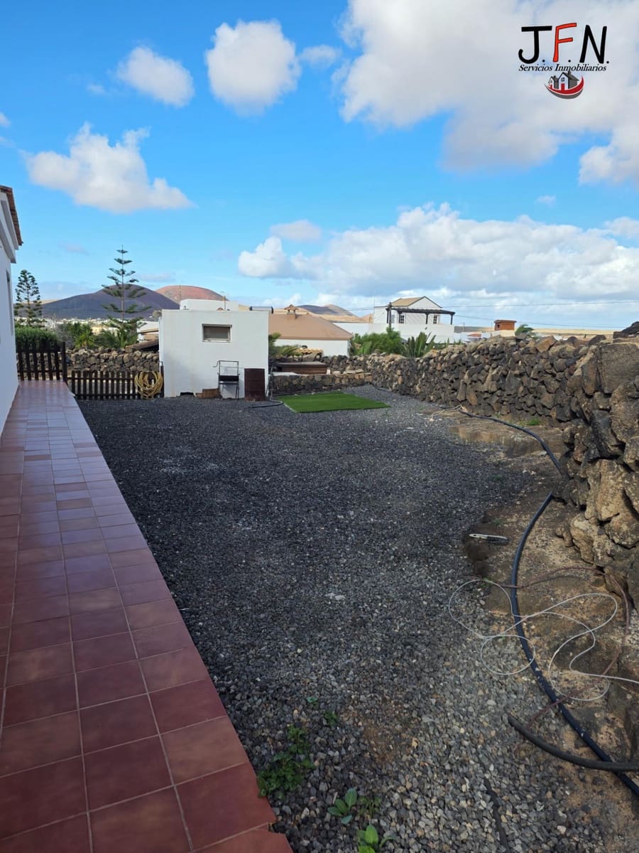 3 soverom Villa til salgs i Lajares med svømmebasseng garasje - € 775 000 (Ref: 9652110)