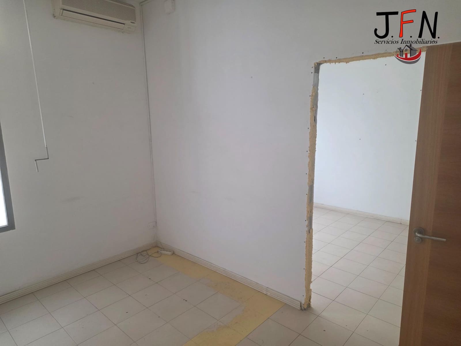 Local Commercial à vendre à Corralejo - 195 000 € (Ref: 9656194)