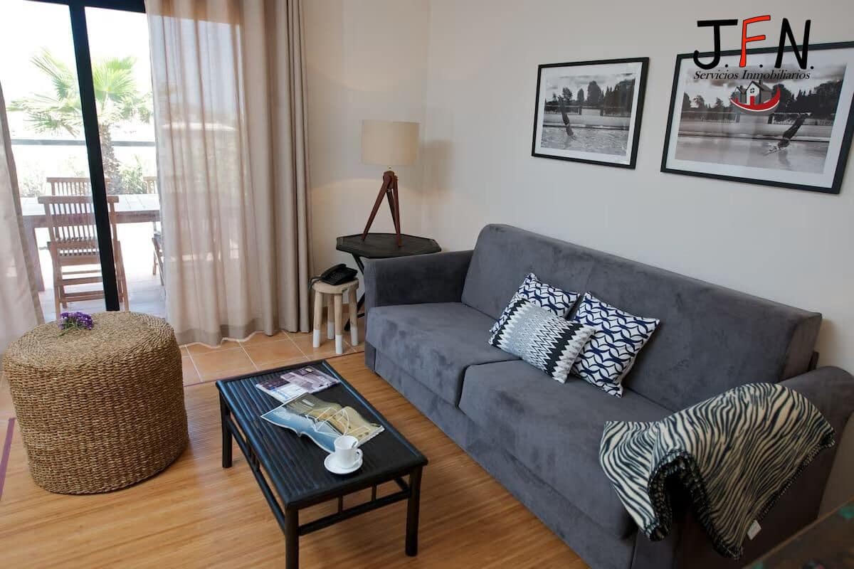 Bungalow de 2 habitaciones en Lajares en venta con piscina - 205.000 € (Ref: 9659519)