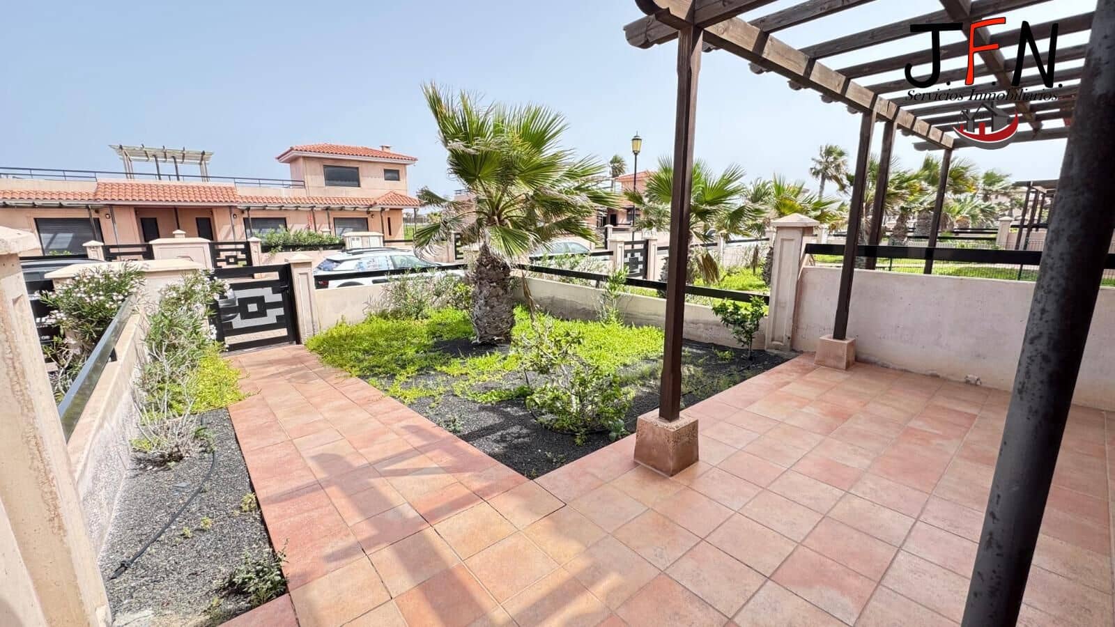2 bedroom Bungalow for sale in Lajares with pool - € 220,000 (Ref: 9659519)