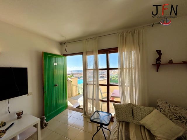 1 quarto Apartamento para venda em Antigua com piscina - 124 950 € (Ref: 9695439)