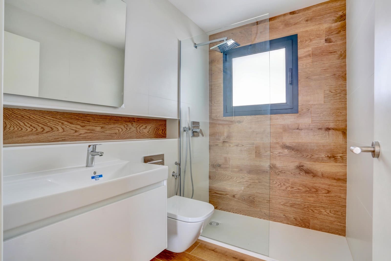 2 bedroom Flat for sale in Corralejo - € 249,000 (Ref: 9704946)