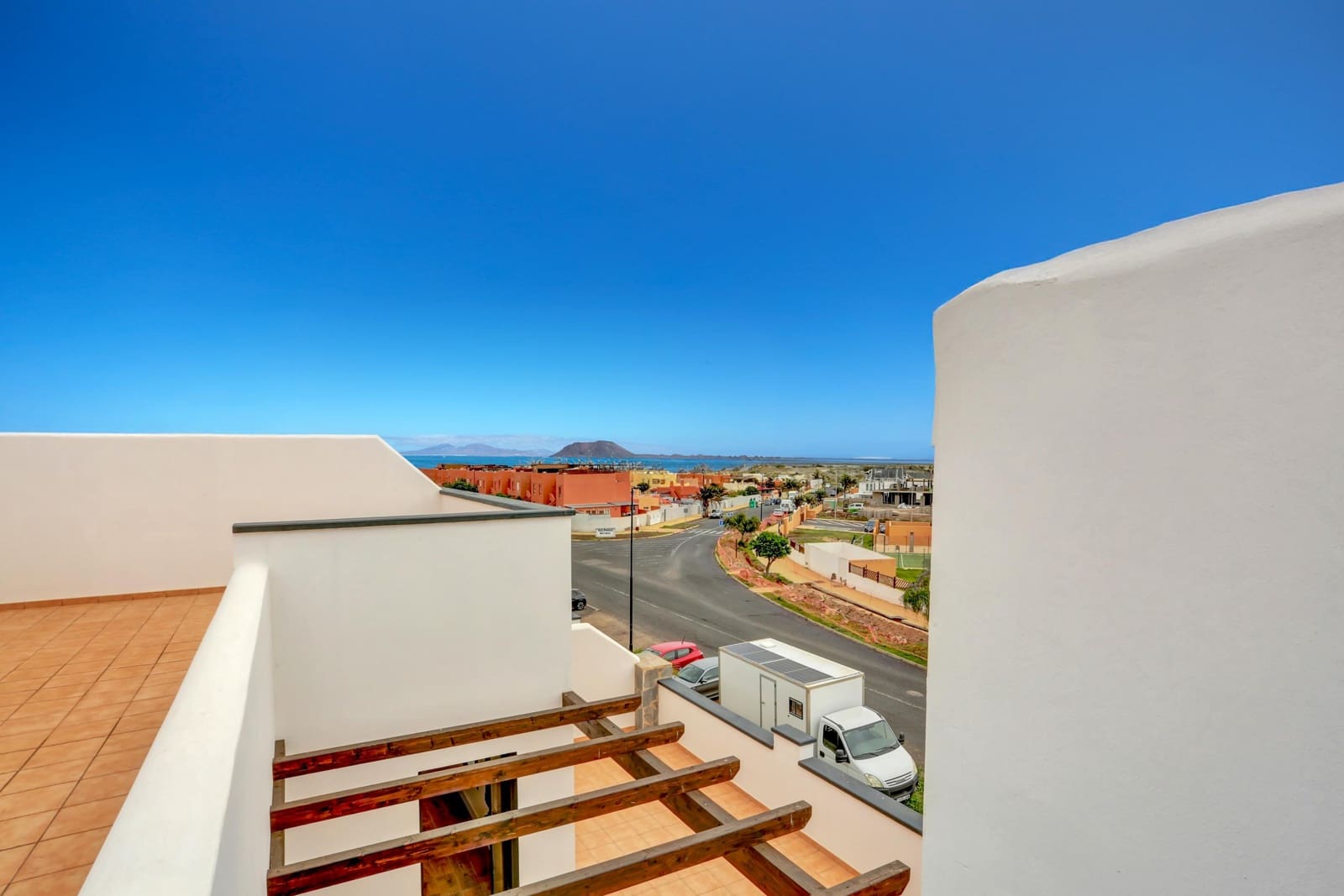 2 bedroom Flat for sale in Corralejo - € 249,000 (Ref: 9704946)