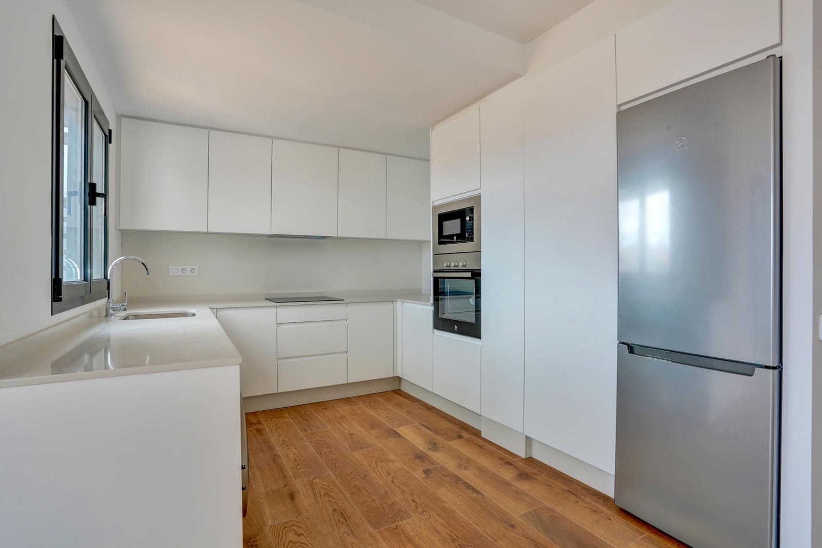 2 bedroom Flat for sale in Corralejo - € 249,000 (Ref: 9704946)