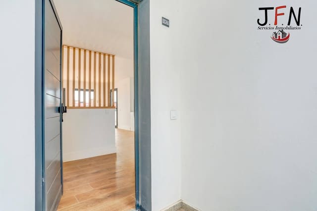 2 bedroom Flat for sale in Corralejo, La Oliva - € 249,000 (Ref: 9704946)