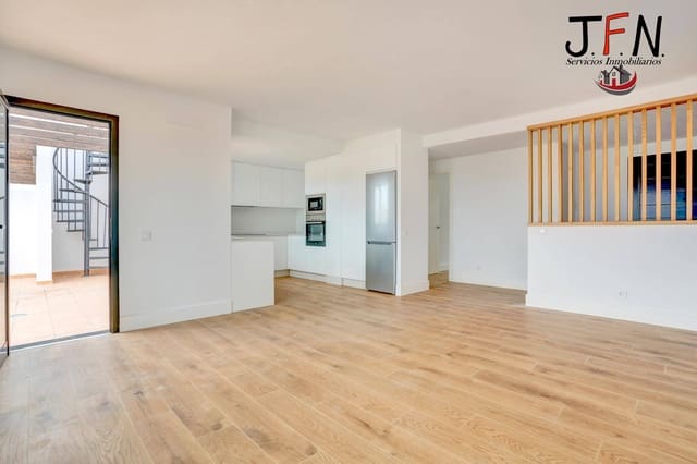 2 bedroom Flat for sale in Corralejo, La Oliva - € 249,000 (Ref: 9704946)