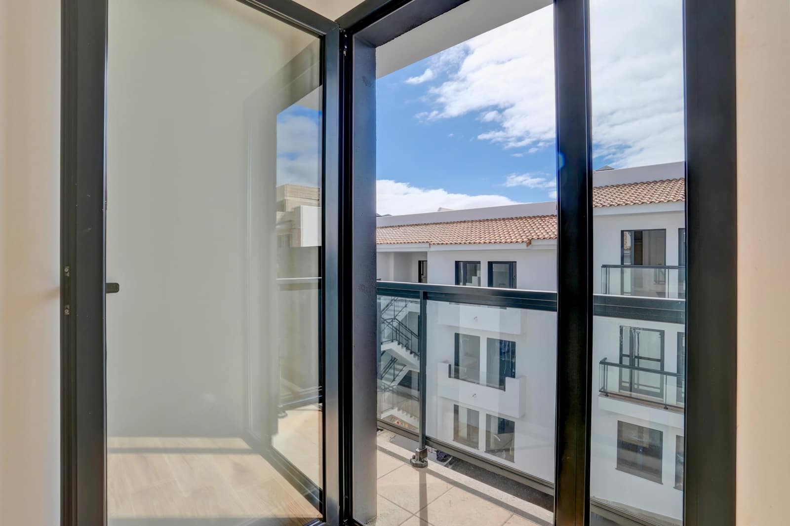 2 bedroom Flat for sale in Corralejo - € 279,000 (Ref: 9704947)