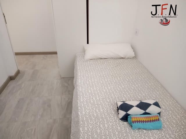 2 bedroom Apartment for sale in Pájara with pool - € 120,000 (Ref: 9715007)