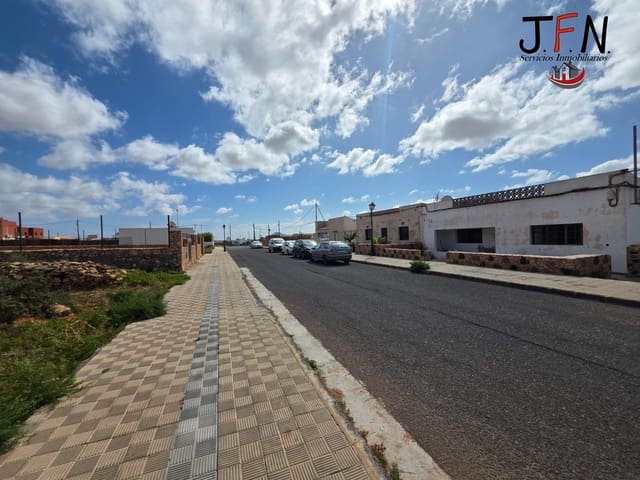 Building Plot for sale in Antigua - € 137,000 (Ref: 9726750)