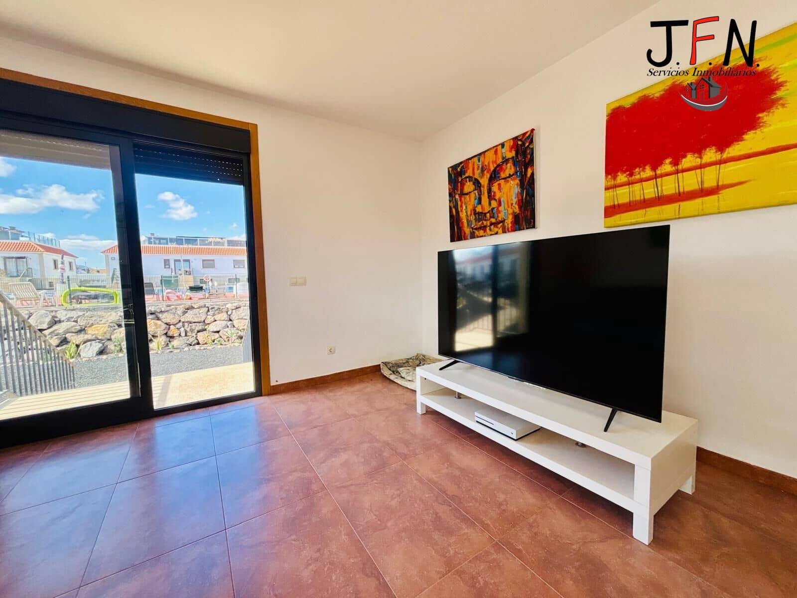 4 bedroom Apartment for sale in Antigua with pool - € 259,000 (Ref: 9735671)