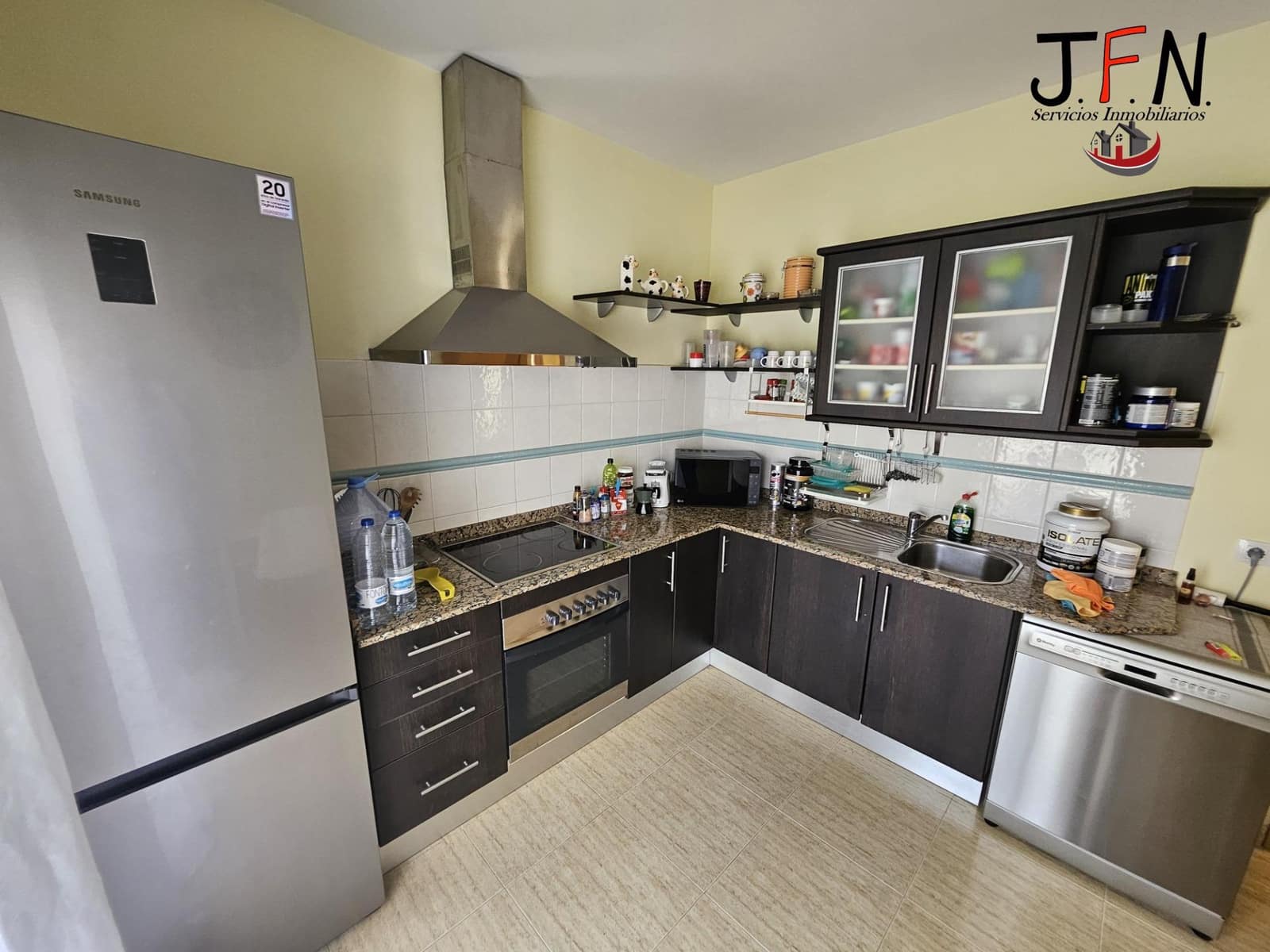 Apartamento de 3 habitaciones en Caleta de Fuste en venta con piscina - 350.000 € (Ref: 9762073)