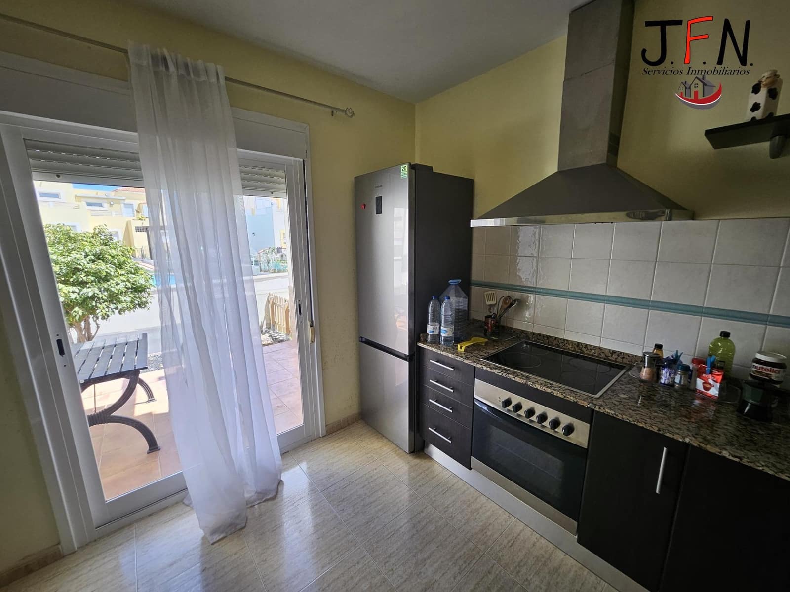 Apartamento de 3 habitaciones en Caleta de Fuste en venta con piscina - 350.000 € (Ref: 9762073)