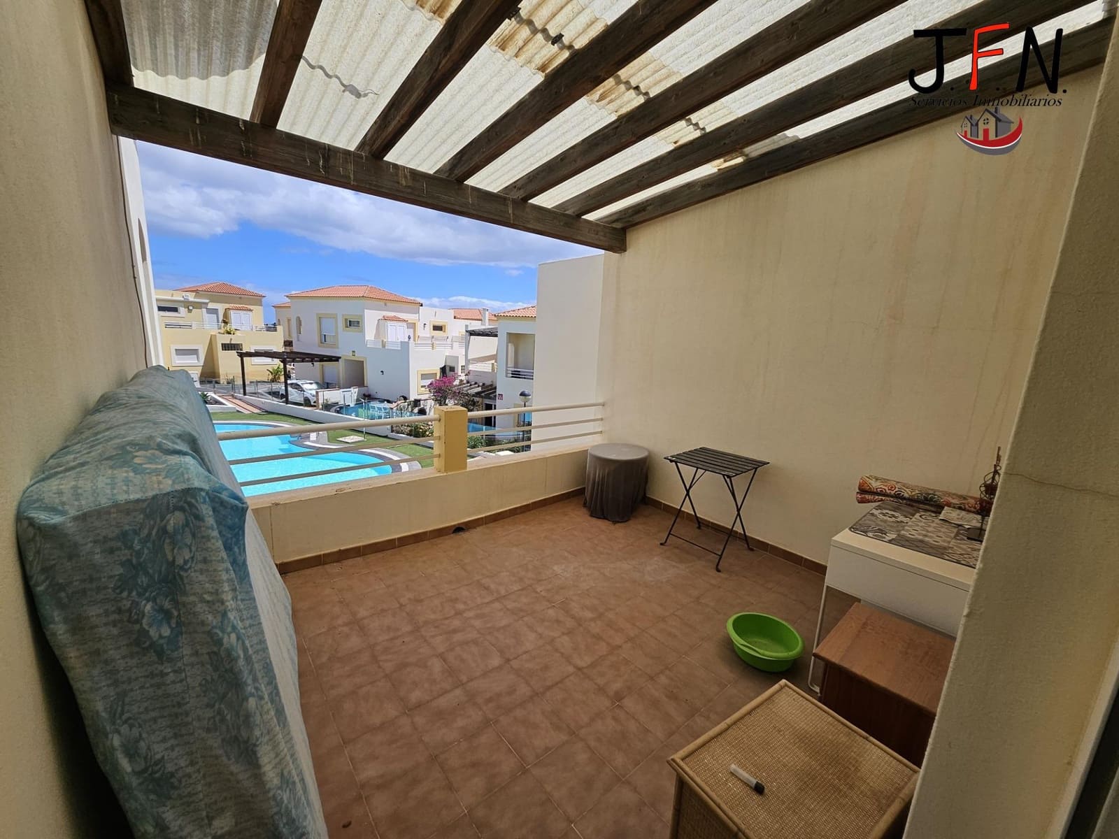 Apartamento de 3 habitaciones en Caleta de Fuste en venta con piscina - 350.000 € (Ref: 9762073)