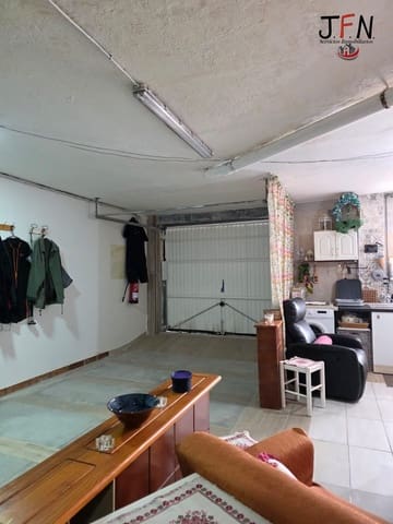 Garage for sale in Caleta de Fuste, Antigua - € 75,000 (Ref: 9770726)
