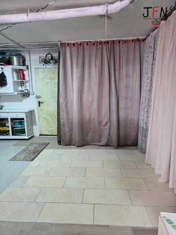 Garage for sale in Caleta de Fuste, Antigua - € 75,000 (Ref: 9770726)