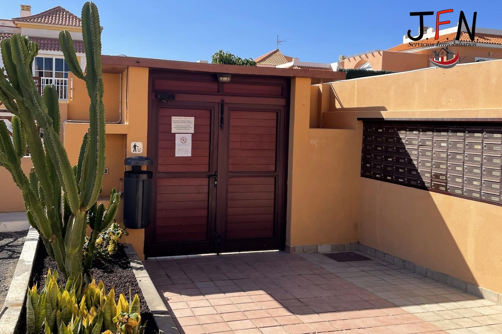 Appartement de 2 chambres à louer à Caleta de Fuste avec piscine - 1 600 € (Ref: 9773176)