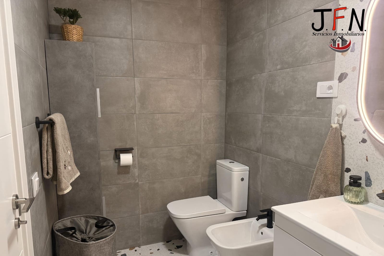 Appartement de 2 chambres à louer à Caleta de Fuste avec piscine - 1 600 € (Ref: 9773176)